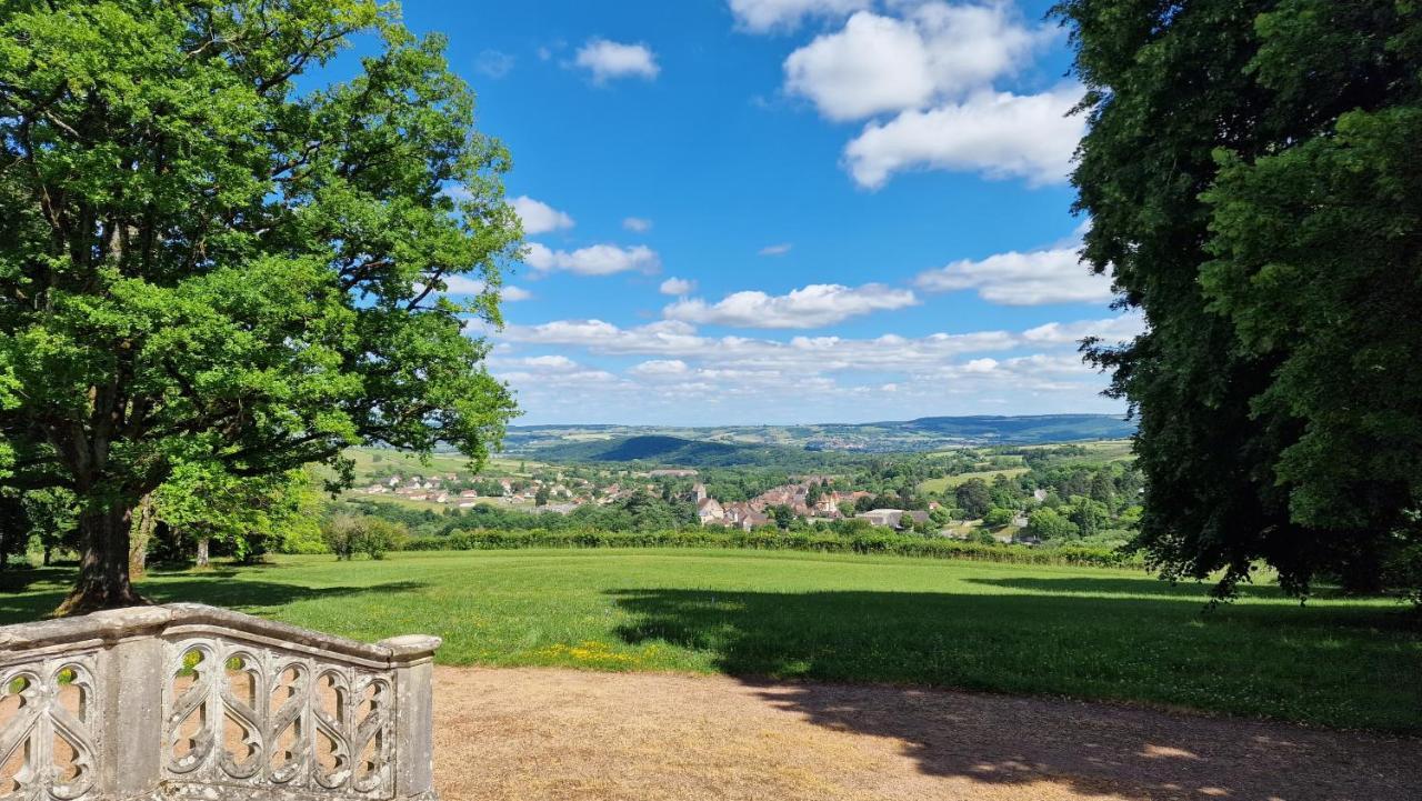 Bed and Breakfast Chateau De Montpatey Couches Exterior foto