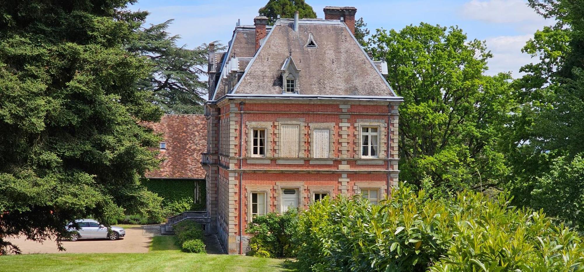 Bed and Breakfast Chateau De Montpatey Couches Exterior foto